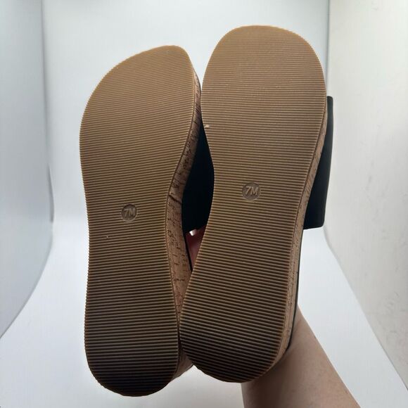 CUSHIONAIRE Women's cork wedge sandal +Memory Foam 7 BLACK - Picture 5 of 7